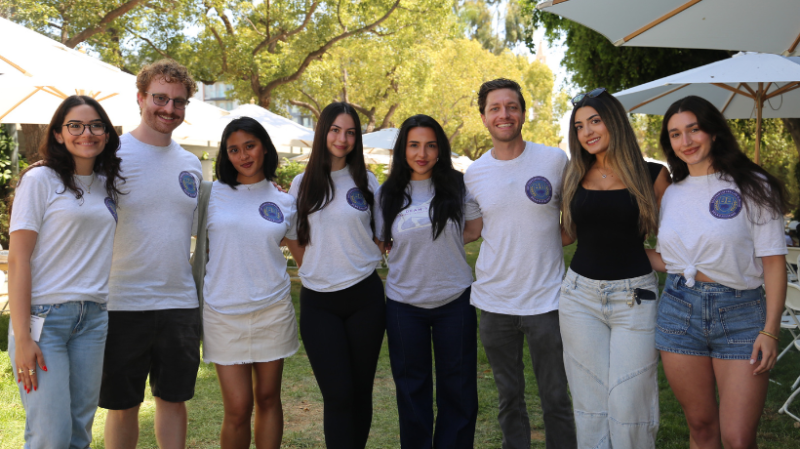 Dean's Fellows at Orientation 2026
