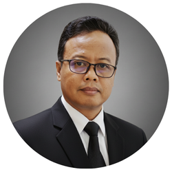 Dr. Arif Maftuhin