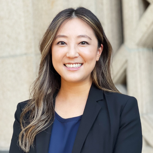 Joyce Jeong headshot