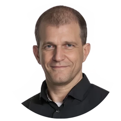 Roy Peled headshot