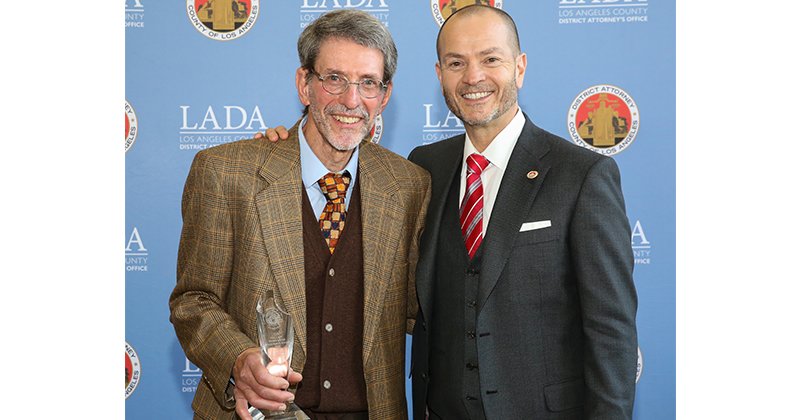 Image - Professor Brian Kelberg '76 with Professor Esposito at the 39th Annual Jemison Awards