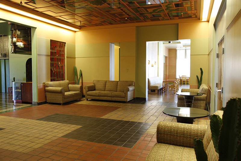 Cactus Lounge